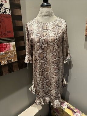 Vernacular Snake Print Ruffle Hem Shift Dress EUC